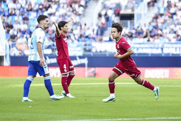 La Real Sociedad vence a Málaga con destreza y Oyarzabal destaca
