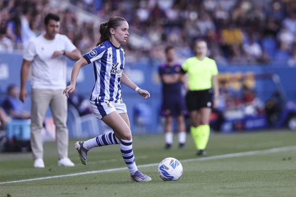 La Real Sociedad vence al Barça y el Real Madrid recupera el segundo lugar en la Liga