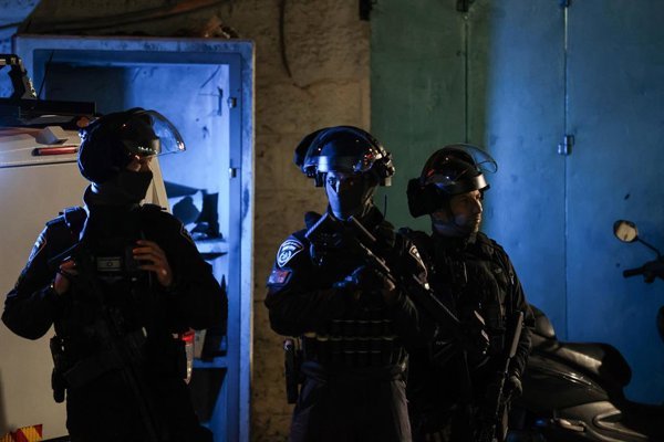 Detenidos diez individuos por presuntos ataques a periodista y diplomáticos en Cisjordania
