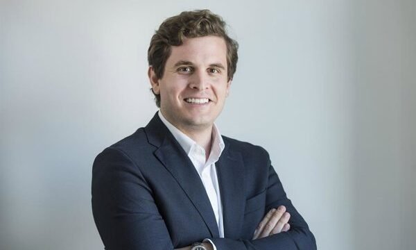 Sindicatos convocan huelga general y habilitan sitio web para coordinación