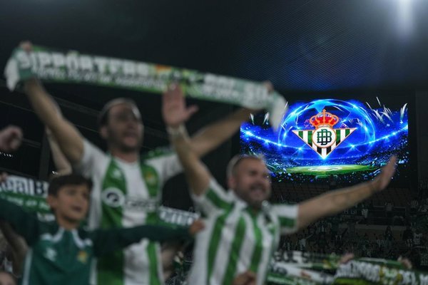 El Betis insta a sus seguidores a comportarse en la Champions para evitar sanciones