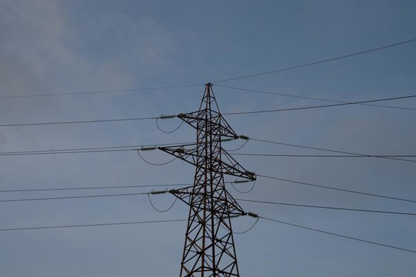 Las elecciones en EE. UU. podrían aumentar el precio de la electricidad a 180 euros/MWh en noviembre según Tempos Energía