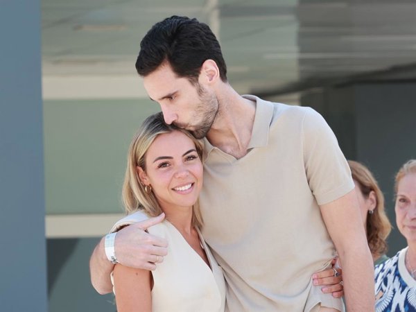 Roban en la casa de Sergio Rico cerca de Sevilla mientras su familia está presente