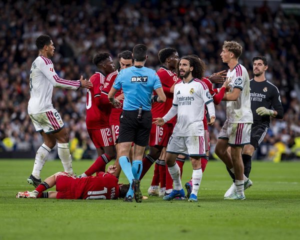 Sevilla FC solicita a LaLiga investigar «trato desigual» en partido contra Real Madrid