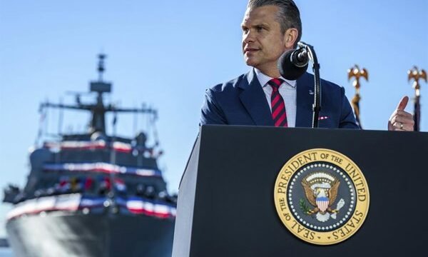Trump opina que otro líder debería negociar por Ucrania en vez de Zelenski