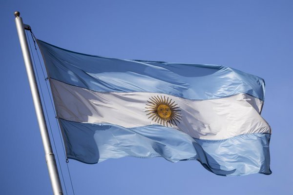Economía: Aeropuertos Argentina lanza bonos negociables por 357,3 millones con interés del 8% y vencimiento en 2036