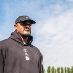 Vincent Kompany se encuentra estable y estará de baja varias semanas tras desmayarse durante un entrenamiento