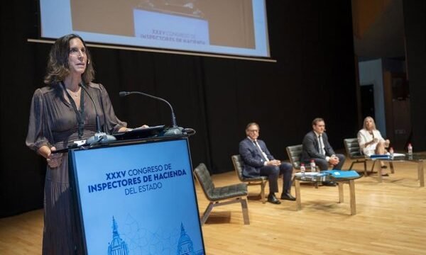 Nvidia establece alianzas estratégicas con bancos, empresas de telecomunicaciones y fabricantes de automóviles para potenciar su inteligencia artificial