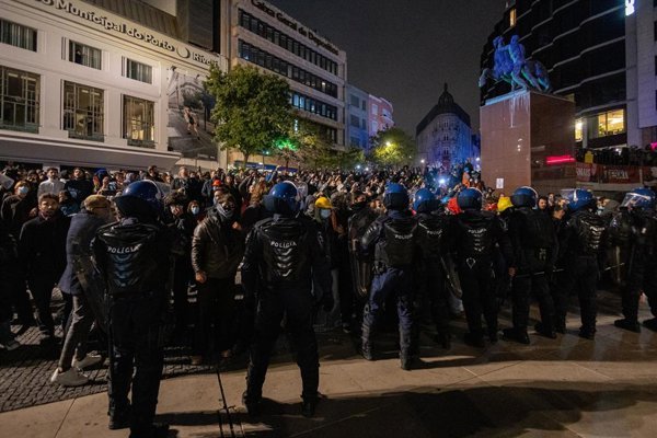 Gobierno portugués afirma que incidentes fueron limitados a un «porrazo» y garantiza uso de fuerza «proporcionada»