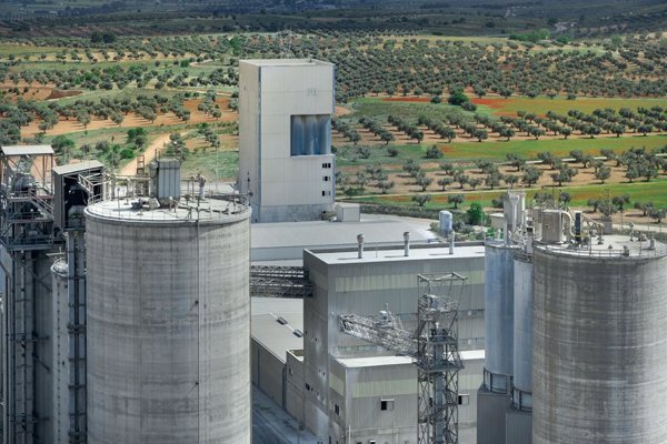 El consumo de cemento disminuye un 8,1% en septiembre y suma tres meses consecutivos de bajadas