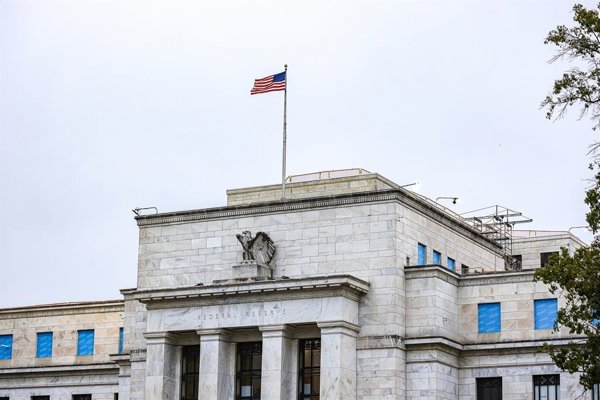 Mercados de Estados Unidos anticipan pausa en tasas de la Fed, con posible aumento en diciembre