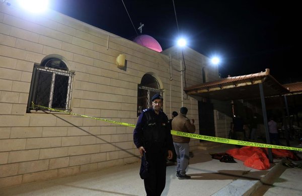 Tres sospechosos de terrorismo detenidos por ataque con nueve muertos en iglesia de Karak, Jordania