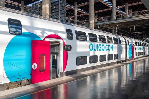 Ouigo confirma su disposición a negociar con los maquinistas para evitar la huelga del viernes