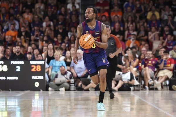 Resumen del partido de baloncesto entre el Bayern de Múnich y el FC Barcelona, con resultado final de 84-88