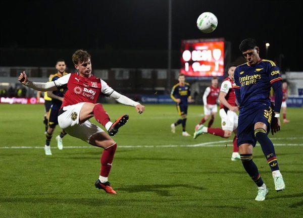 El Arsenal pierde ante un equipo de cuarta división y queda eliminado de la Copa Carabao
