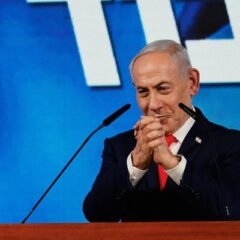 Israel: Los partidarios de Netanyahu lideran con 56 escaños tras escrutinio del 55%