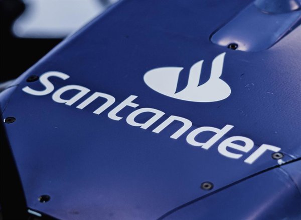 Santander registra caída cercana al 4% en bolsa tras obtener 11.170 millones de euros en ganancias hasta septiembre, un aumento del 16%