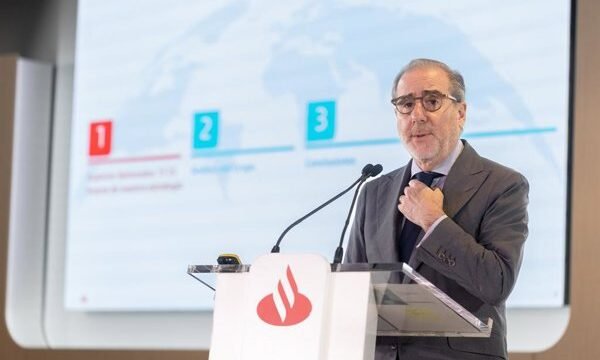 Santander registra caída cercana al 4% en bolsa tras obtener 11.170 millones de euros en ganancias hasta septiembre, un aumento del 16%