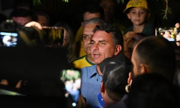 Zelenski bromea sobre tensión con el alcalde de Kiev, sospecha de intentos de reemplazo