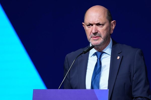 El presidente de la Federación de Fútbol expresa su apoyo a las víctimas del accidente en Toledo y reconoce que ninguna palabra puede aliviar su profundo dolor