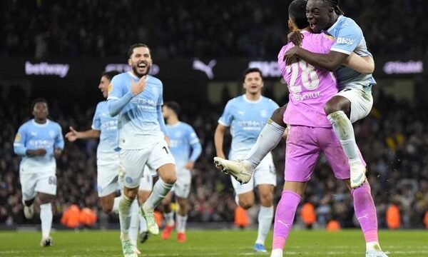 Vincent Kompany recibe el alta hospitalaria tras padecer meningitis