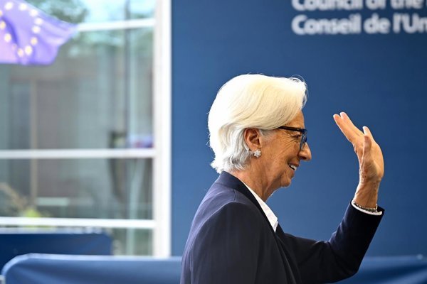 Lagarde anunciará su salida de la presidencia del BCE en febrero de 2027