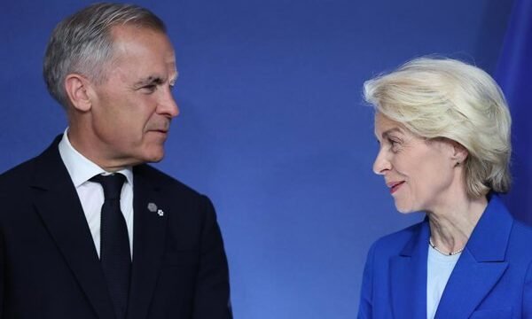Los hutíes afirman haber lanzado un misil balístico hacia instalaciones militares saudíes en el aeropuerto de Adén