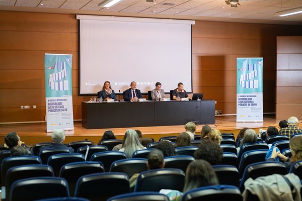 Experta advierte que los sesgos de género impactan directamente en la salud femenina