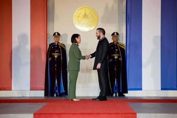 Fujimori destaca a El Salvador como un ejemplo de esperanza en seguridad