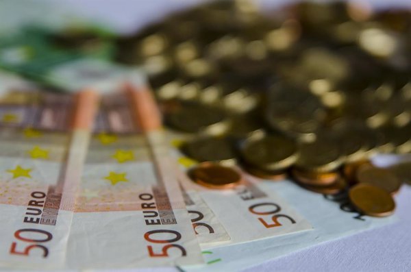 España registra un crecimiento económico del 0,6% en verano y aumenta al 2,7% en comparación anual