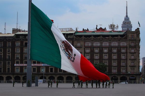 El Producto Interno Bruto de México crece un 0,9% en el tercer trimestre, desacelerándose desde el 1,5% previo