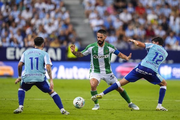 El Betis busca mantenerse entre los grandes y el Rayo trata de volver a sonreír en Vallecas