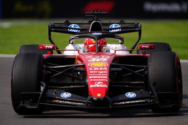 Carlos Leclerc domina los entrenamientos libres en el Gran Premio de México y Fernando Alonso saca provecho de las curvas lentas