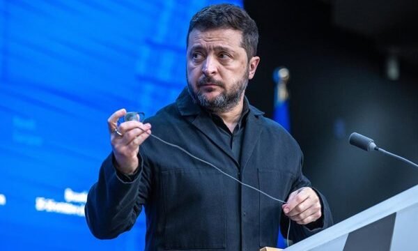 Polonia: Nawrocki logra acceder a la sede del Tribunal Constitucional tras bloqueo de la nueva presidenta