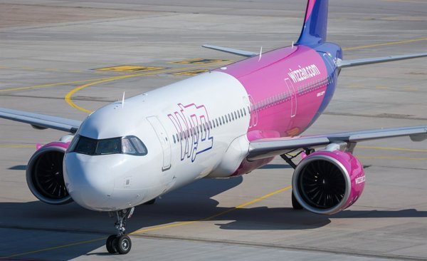 Wizz Air inaugura dos nuevas rutas que conectan Madrid con Málaga y Sevilla tras el incidente en Urda