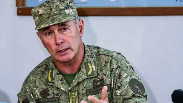 Conferencia de prensa de autoridades del Ministerio de Defensa y del Ejército Uruguayo.