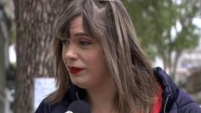 Romina Celeste Papasso durante una conferencia de prensa en Montevideo.